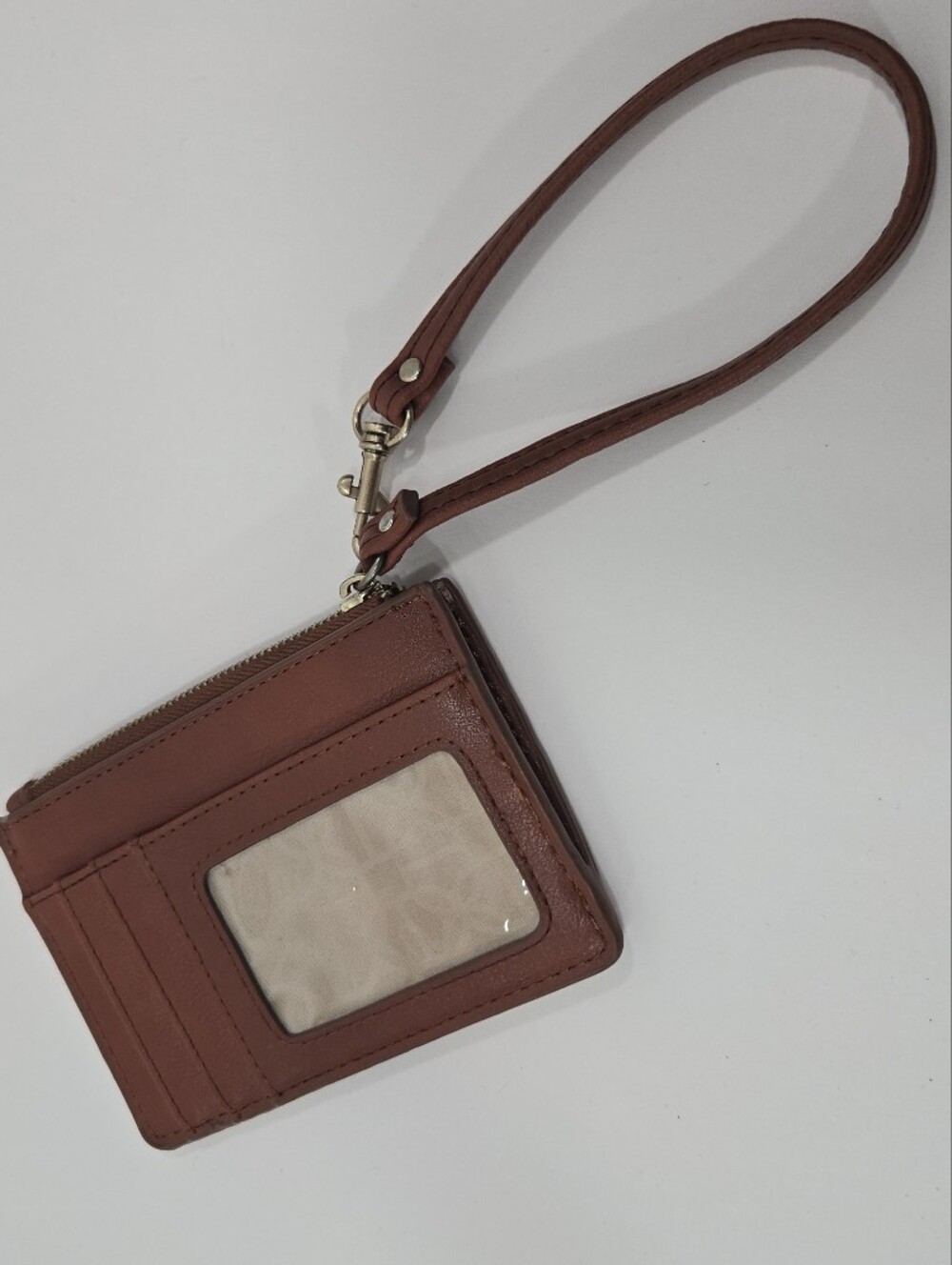 Small wristlet